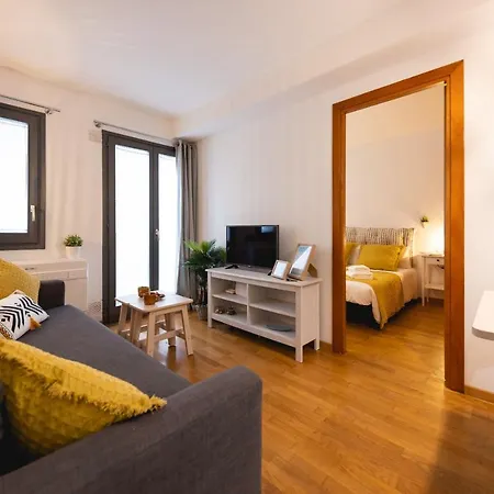 Bravissimo Sant Marti, Cosy 1-bedroom * Girona