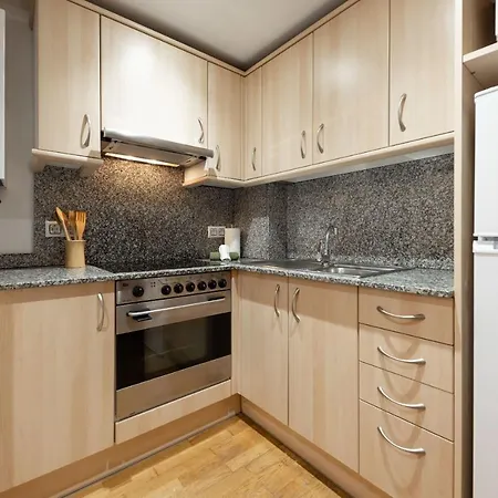 Bravissimo Sant Marti, Cosy 1-bedroom Appartement Gerona