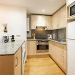 Bravissimo Sant Marti, Cosy 1-bedroom Lägenhet
